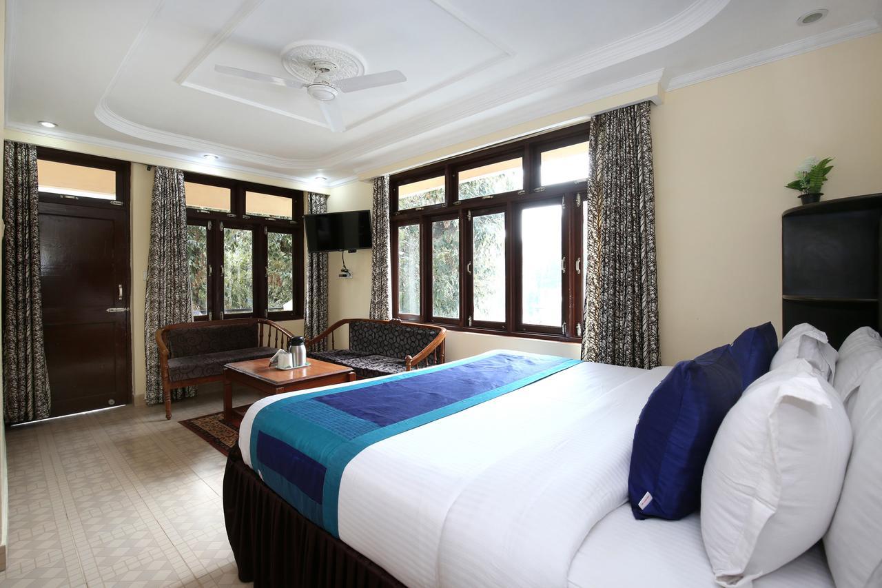 Oyo 9942 Hotel Ravine Дармсала Екстер'єр фото